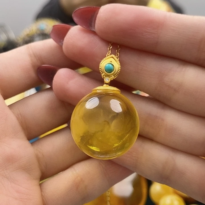 琥珀颈饰未镶嵌吊坠