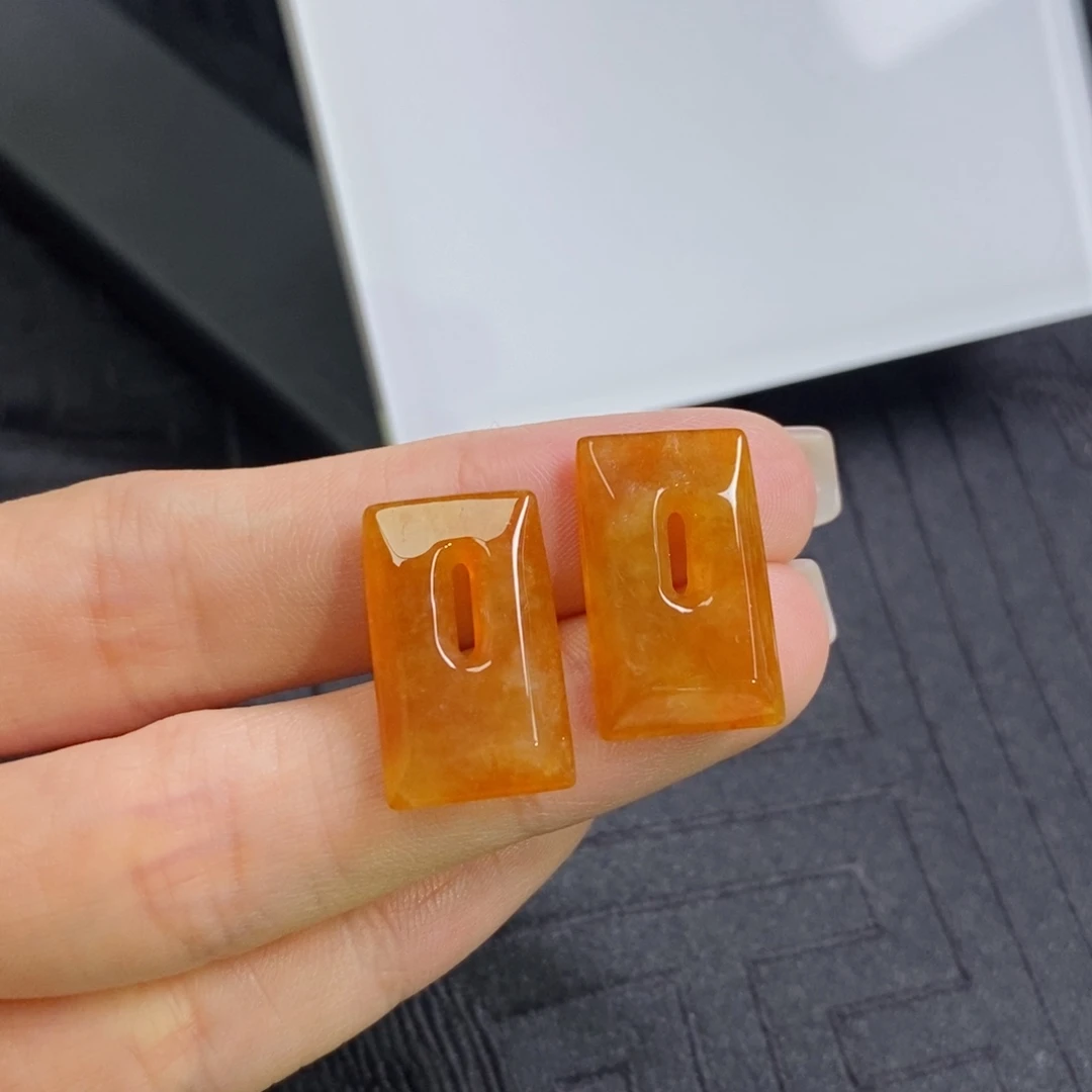 翡翠未镶嵌耳饰天然红翡方糖