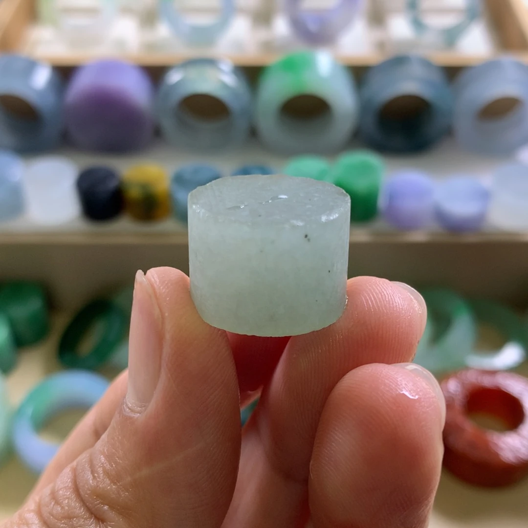 定制翡翠翡翠戒指未镶嵌翡翠