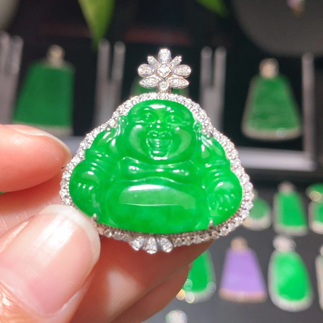 翡翠颈饰18K金镶嵌翡翠