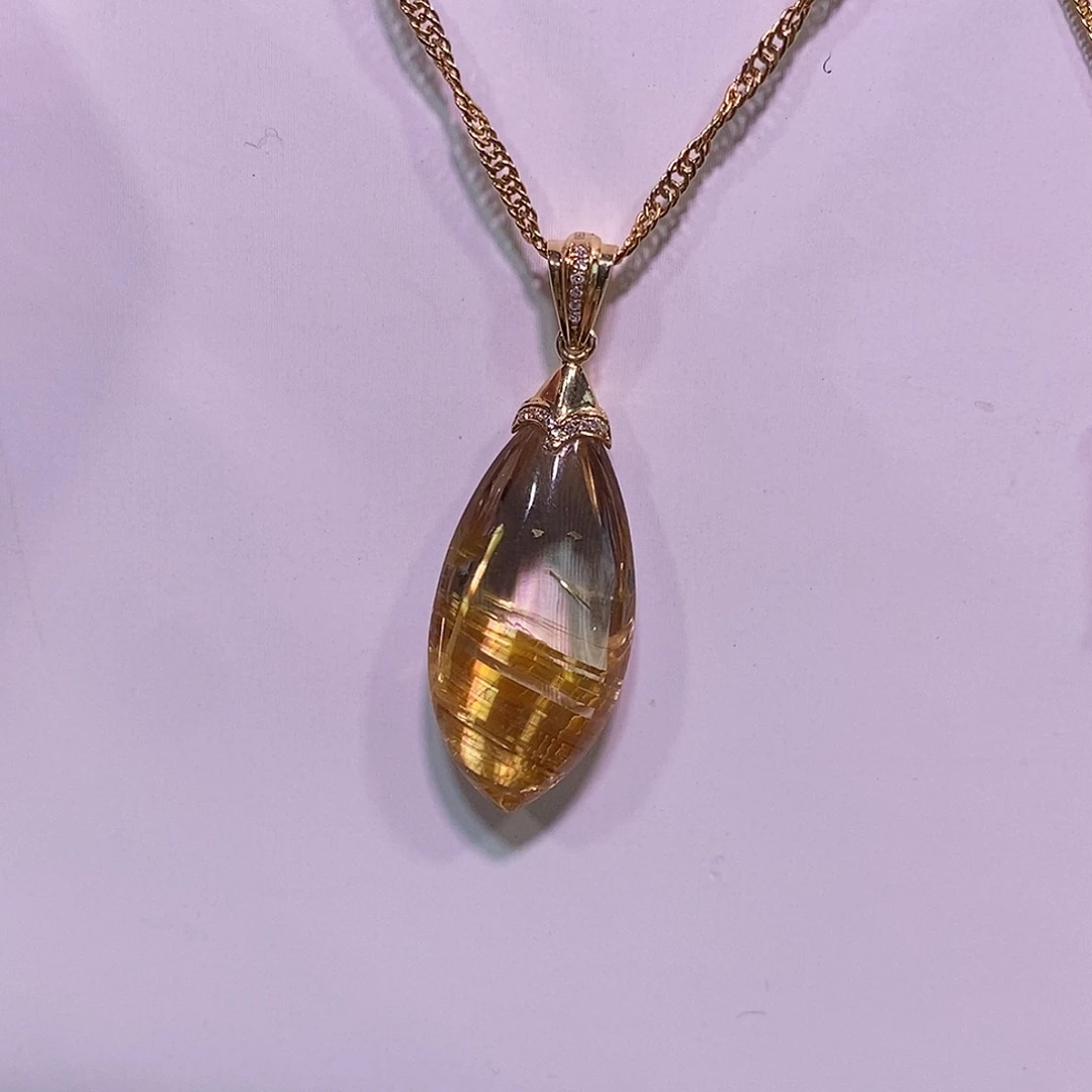 吊坠(赠链)18K金镶嵌水晶金钛晶吊坠