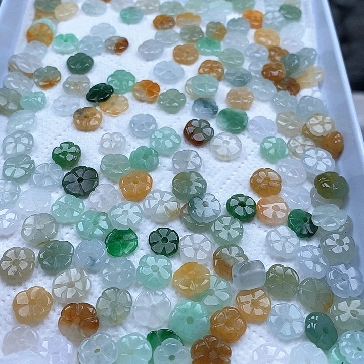 吊坠(不含链)未镶嵌翡翠一个15