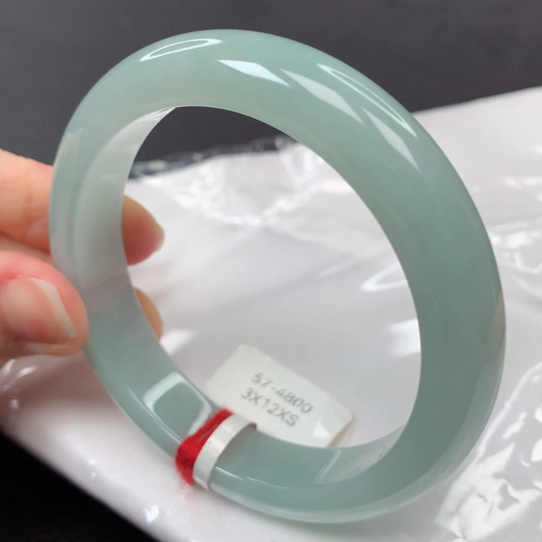 【闪购商品】翡翠手镯未镶嵌65号正圈