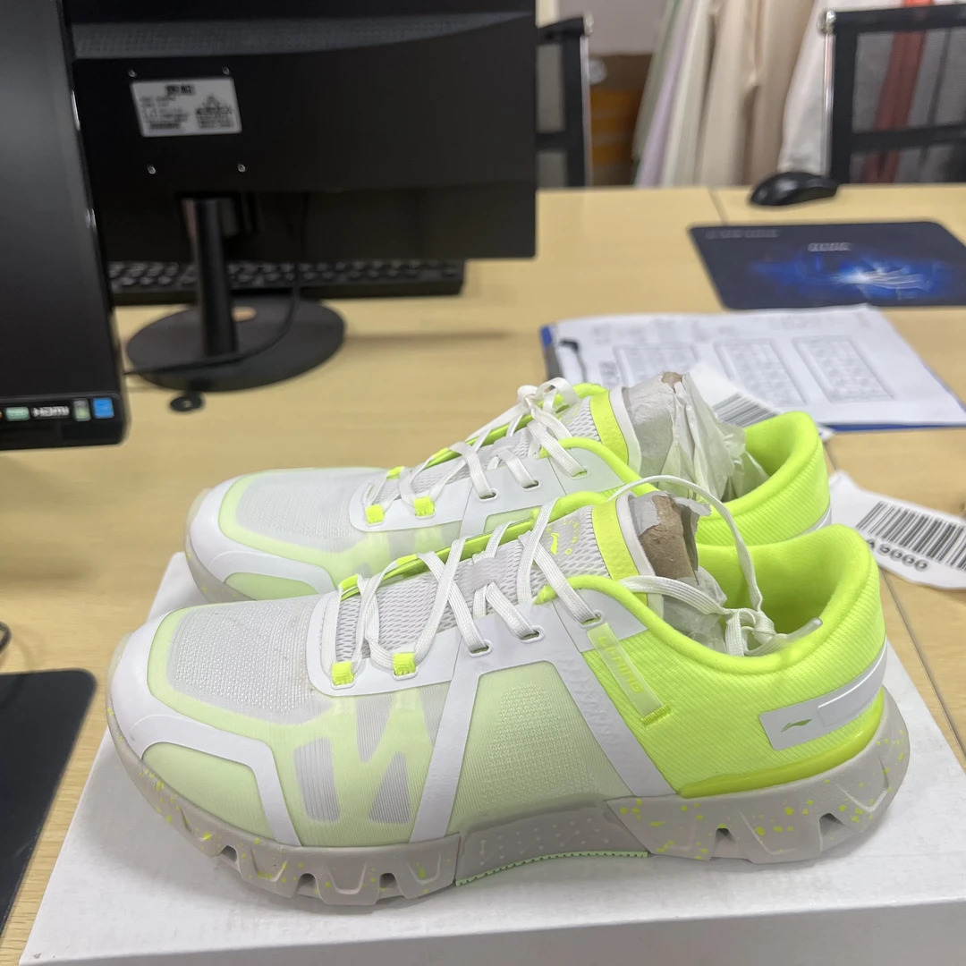 《B品以直播展示为准》鞋面脏(X804）李宁女子休闲运动鞋AFVT004-14