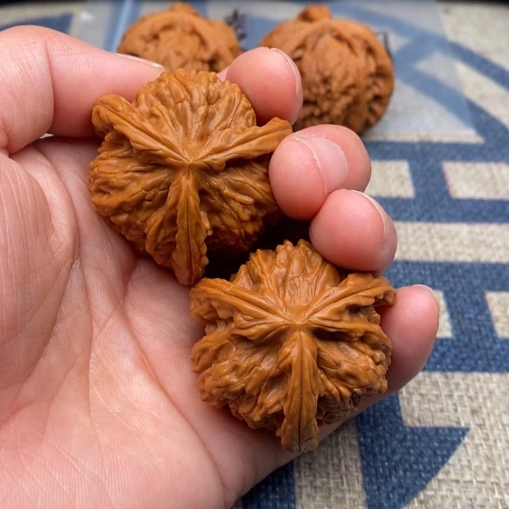 吊坠文玩核桃无**刘三棱