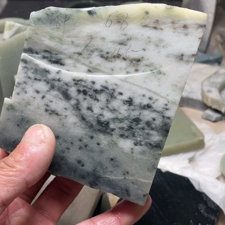 二***头独山玉未镶嵌手镯加工定制