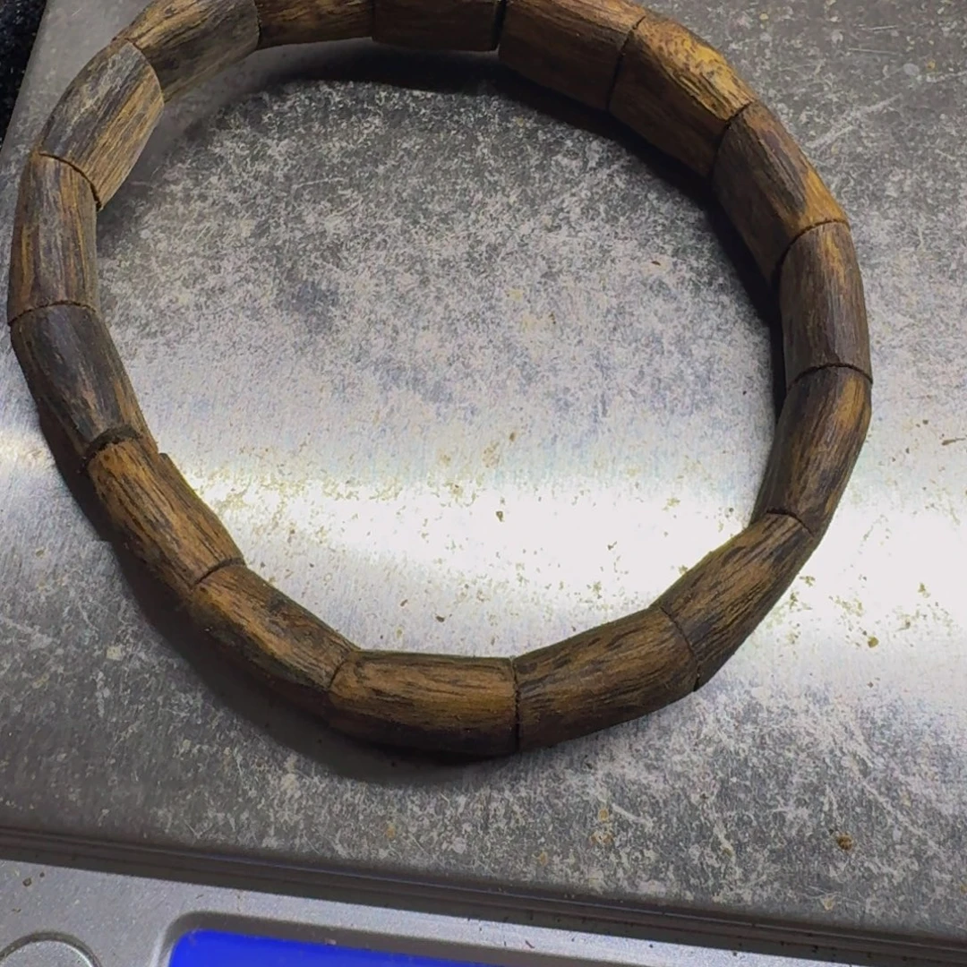 沉香沉香碎屑手镯9克