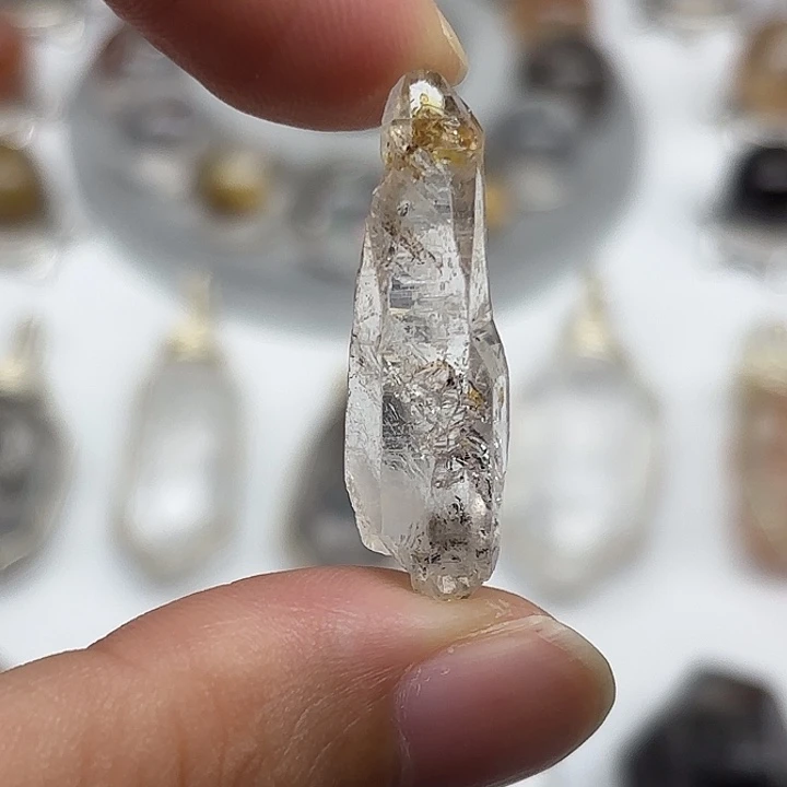 颈饰未镶嵌水晶巴基斯坦油胆闪灵钻32mm