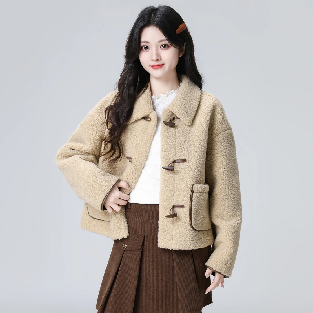 羔羔毛翻领外套女秋冬2025秋季新款小香风牛角扣加绒加厚短款上衣
