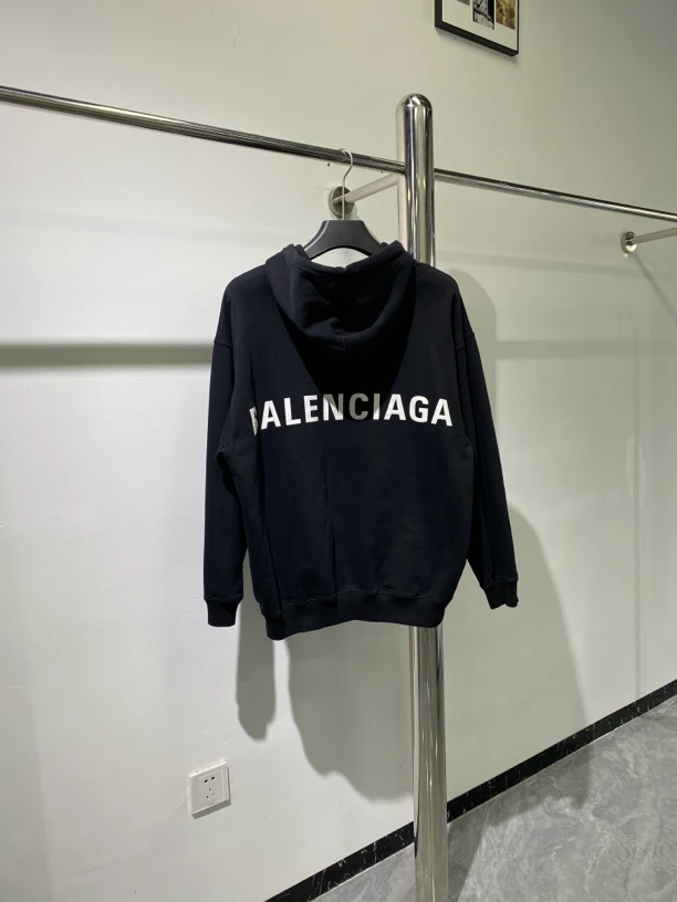 99新 Balenciaga/巴黎世家 连帽卫衣 背后字母印花 S码 ko1669