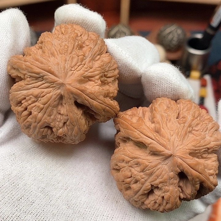 吊坠文玩核桃48全品白茬山地红皮边肚同尺62克大粗筋