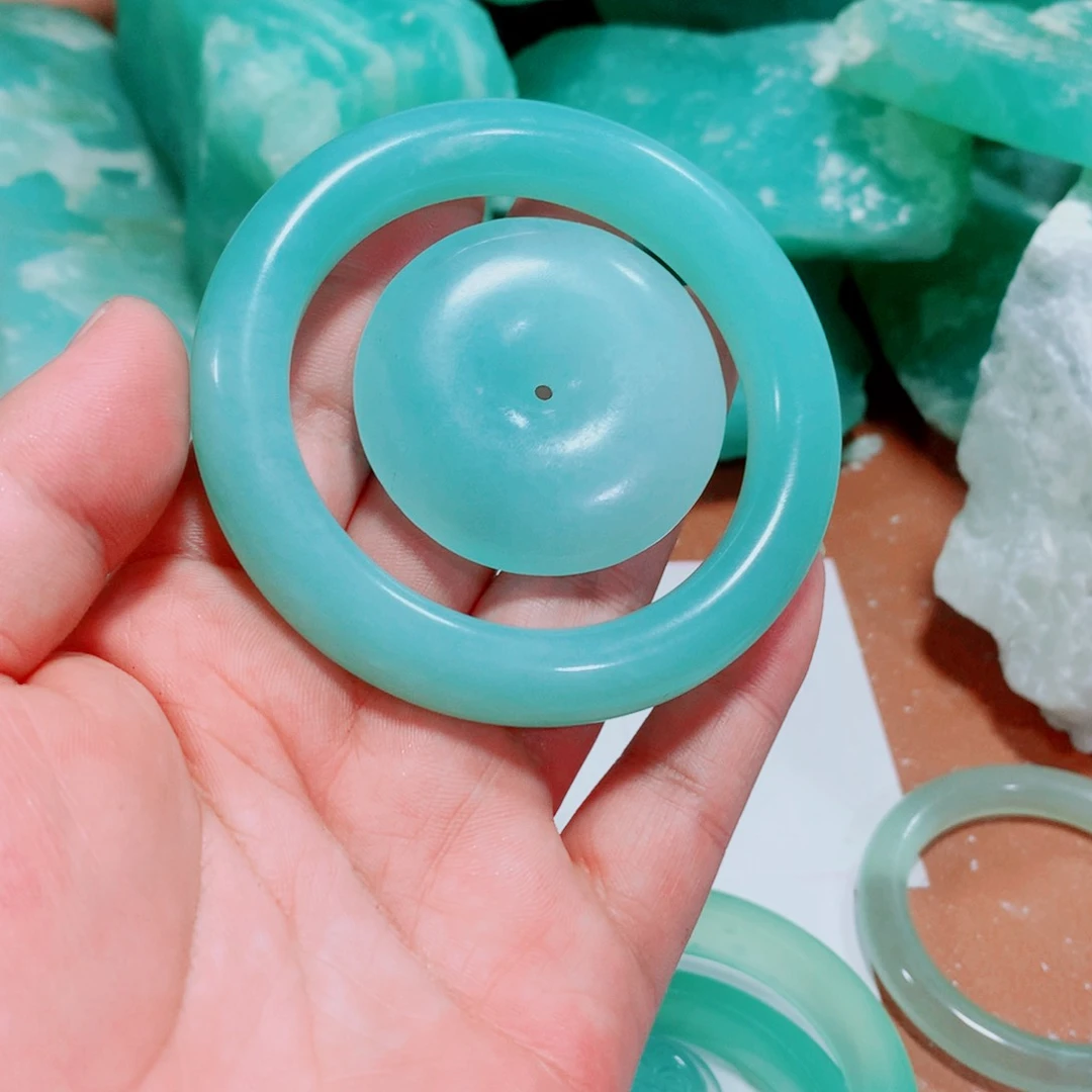 未镶嵌蛇纹石玉镯子阿*狸