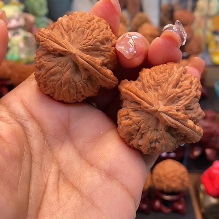 吊坠文玩核桃41球白