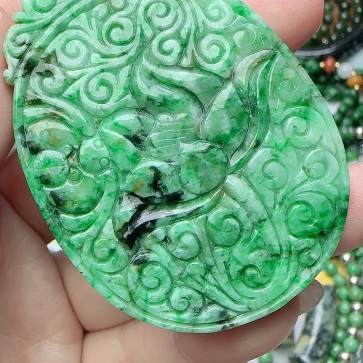 翡翠未镶嵌颈饰天然A货488