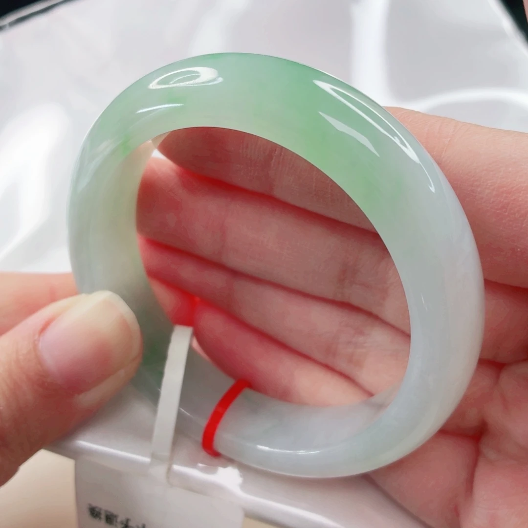 翡翠未镶嵌手镯50.2圈x566