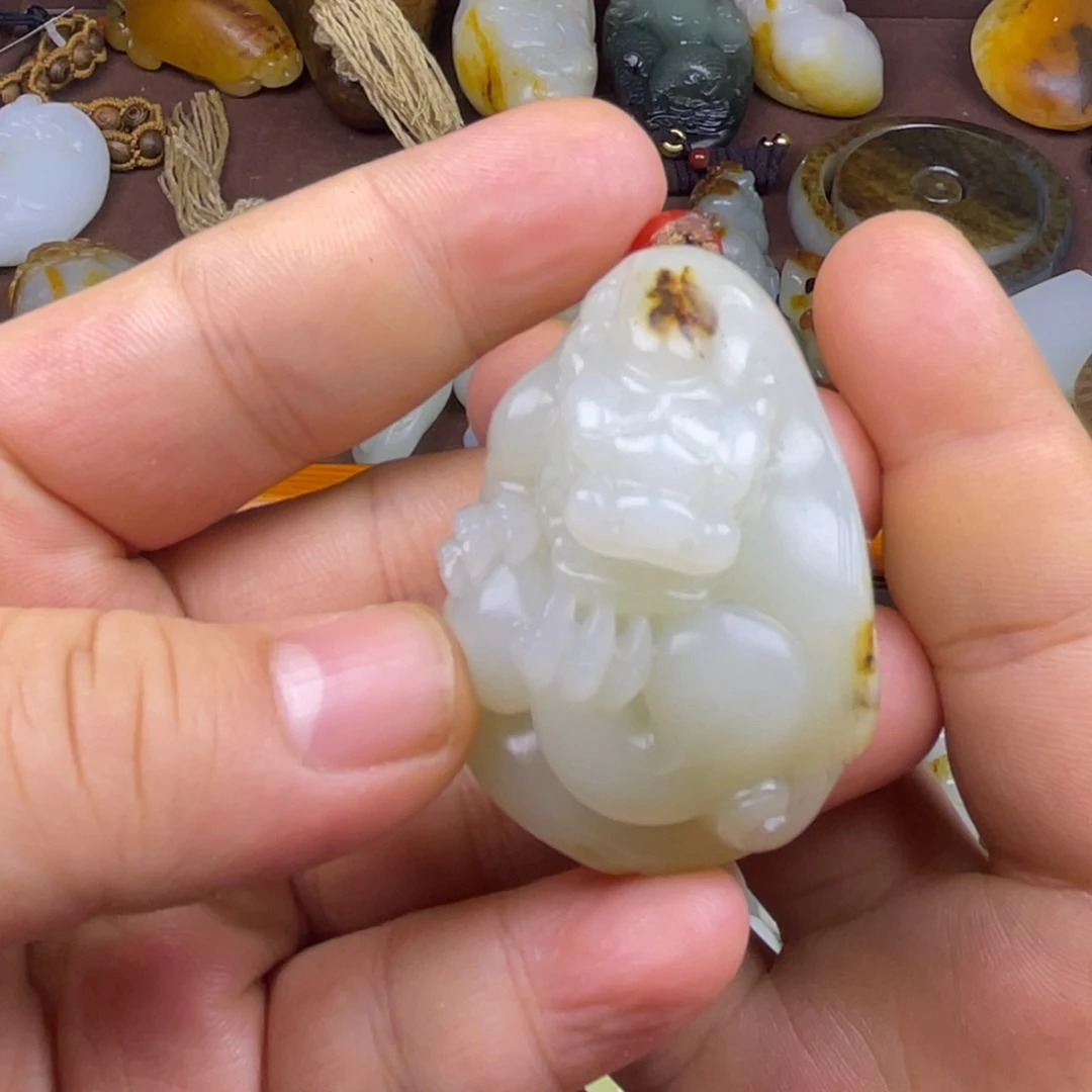 科***电和田玉（糖玉）未镶嵌挂件