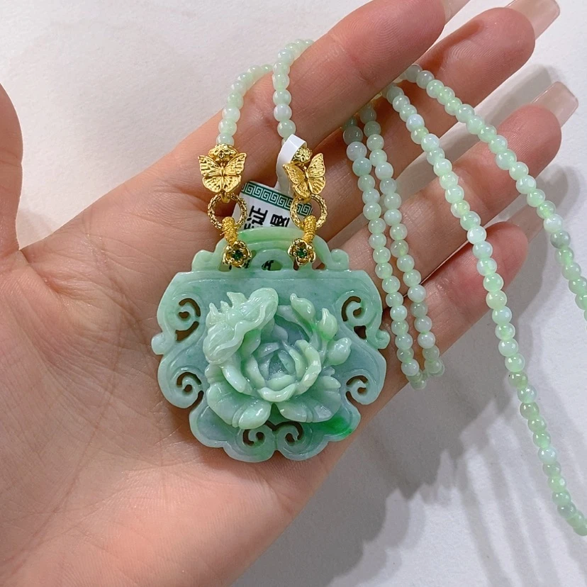 【闪购商品】翡翠未镶嵌颈饰吊坠