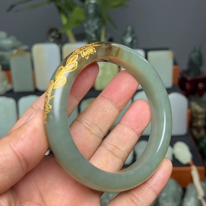 和田玉未镶嵌摆件