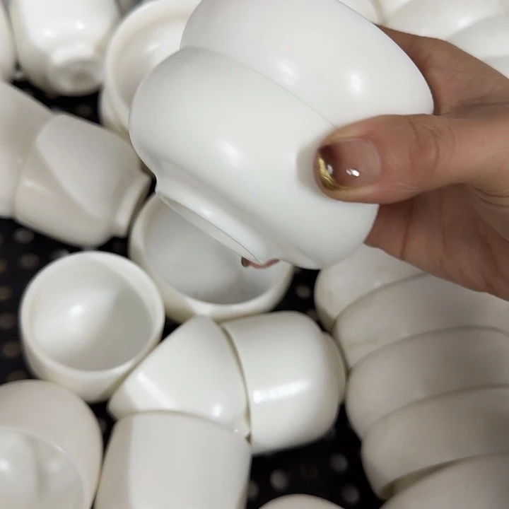 素烧羊脂玉主人杯两个普洱类