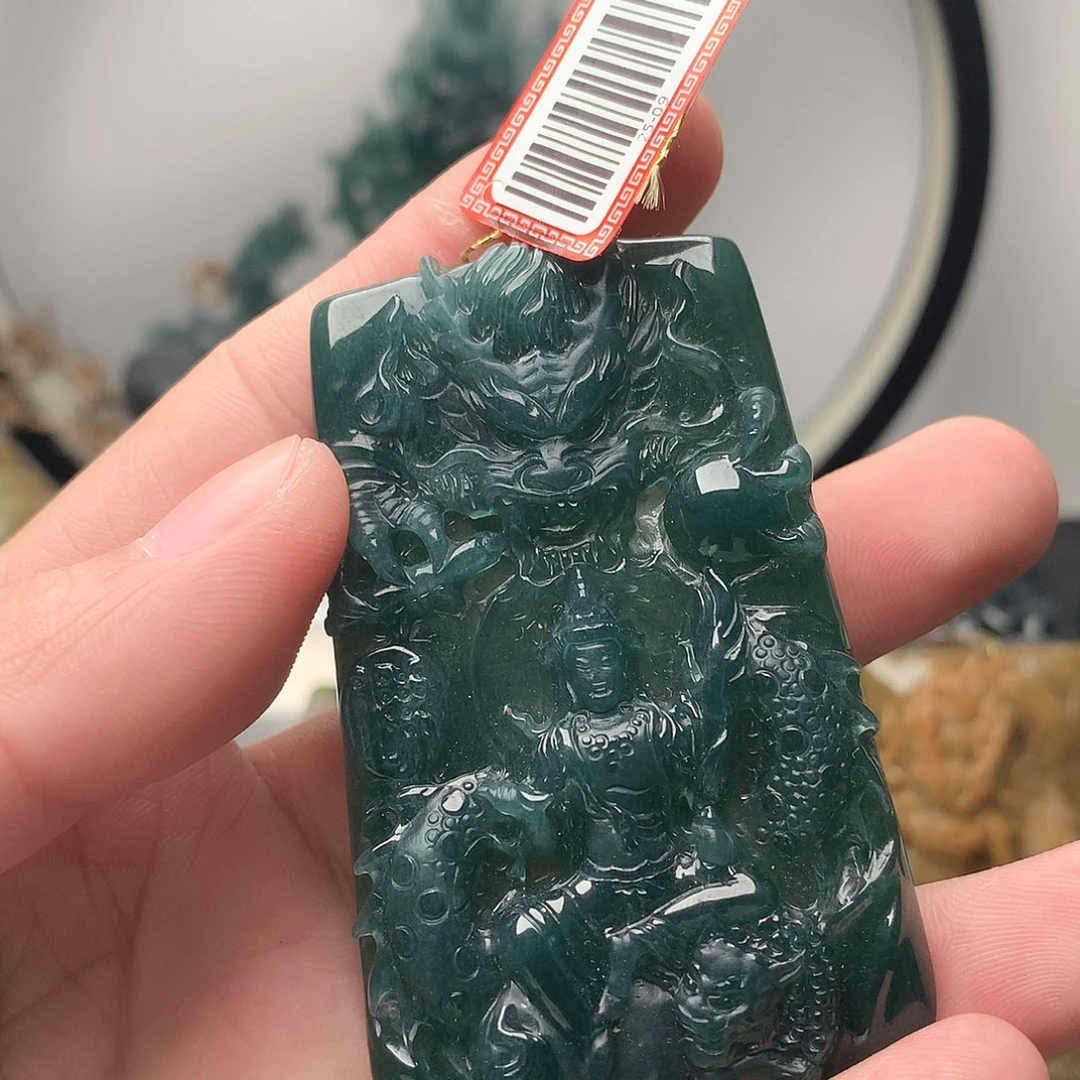 翡翠未镶嵌颈饰无