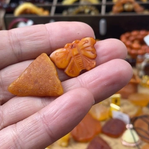 手串琥珀未镶嵌吊坠