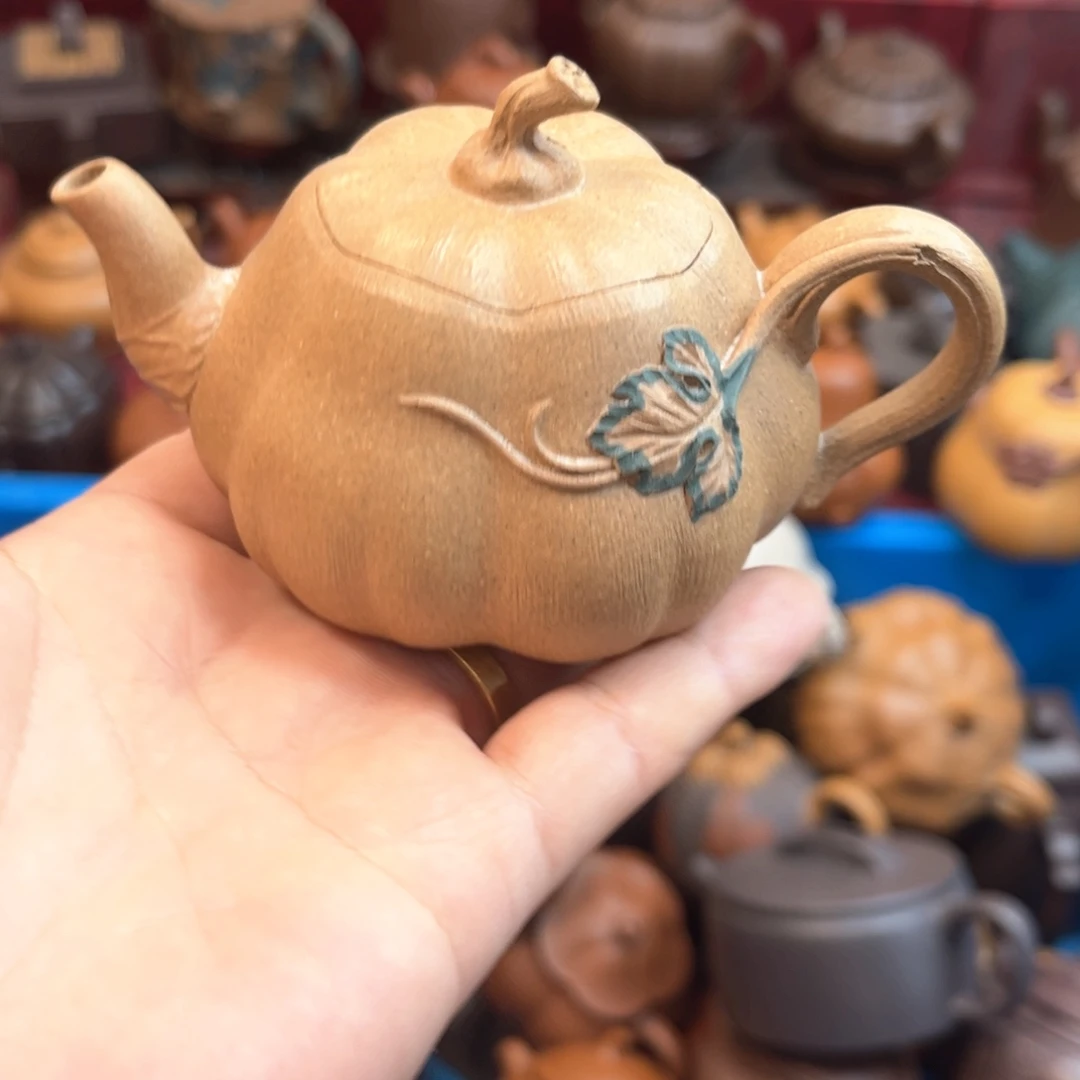 紫砂茶壶紫砂………………………………