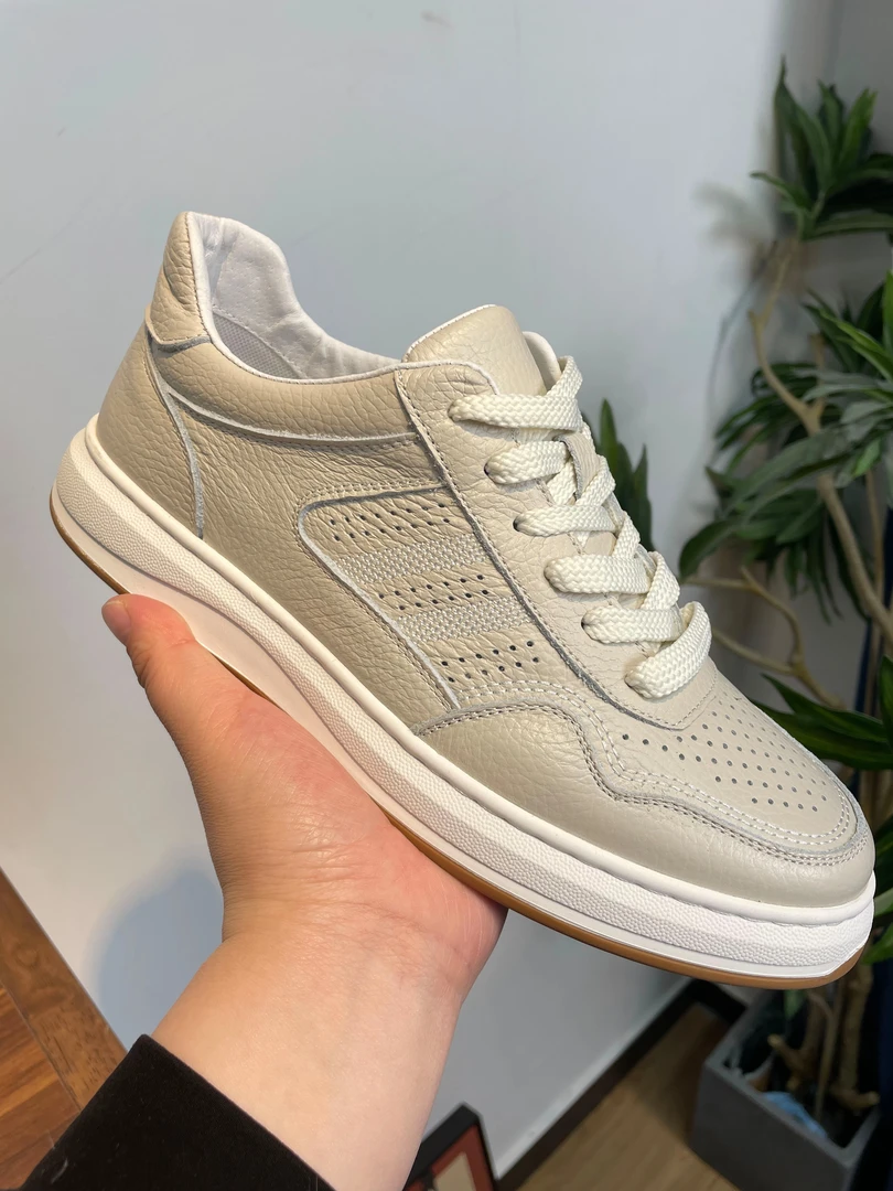 （头层牛皮）打孔2025夏季新款头层牛皮休闲皮鞋透气百搭男鞋皮鞋