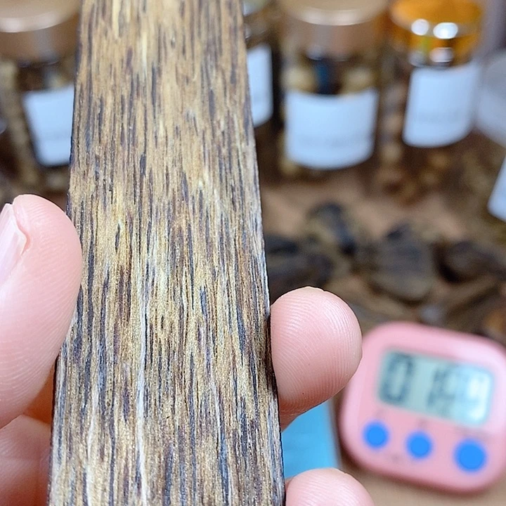 沉香沉香碎屑奋*芽庄书签
