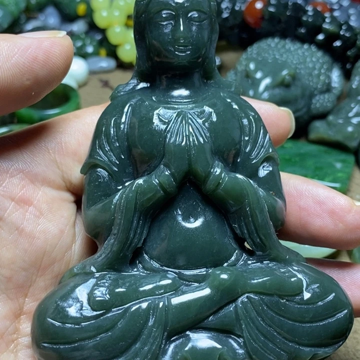 颈饰未镶嵌和田玉
