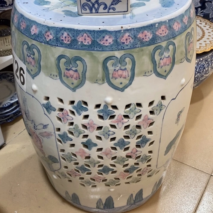 【闪购商品】摆件曹*青花瓷凳。送罐子。。。矿点。