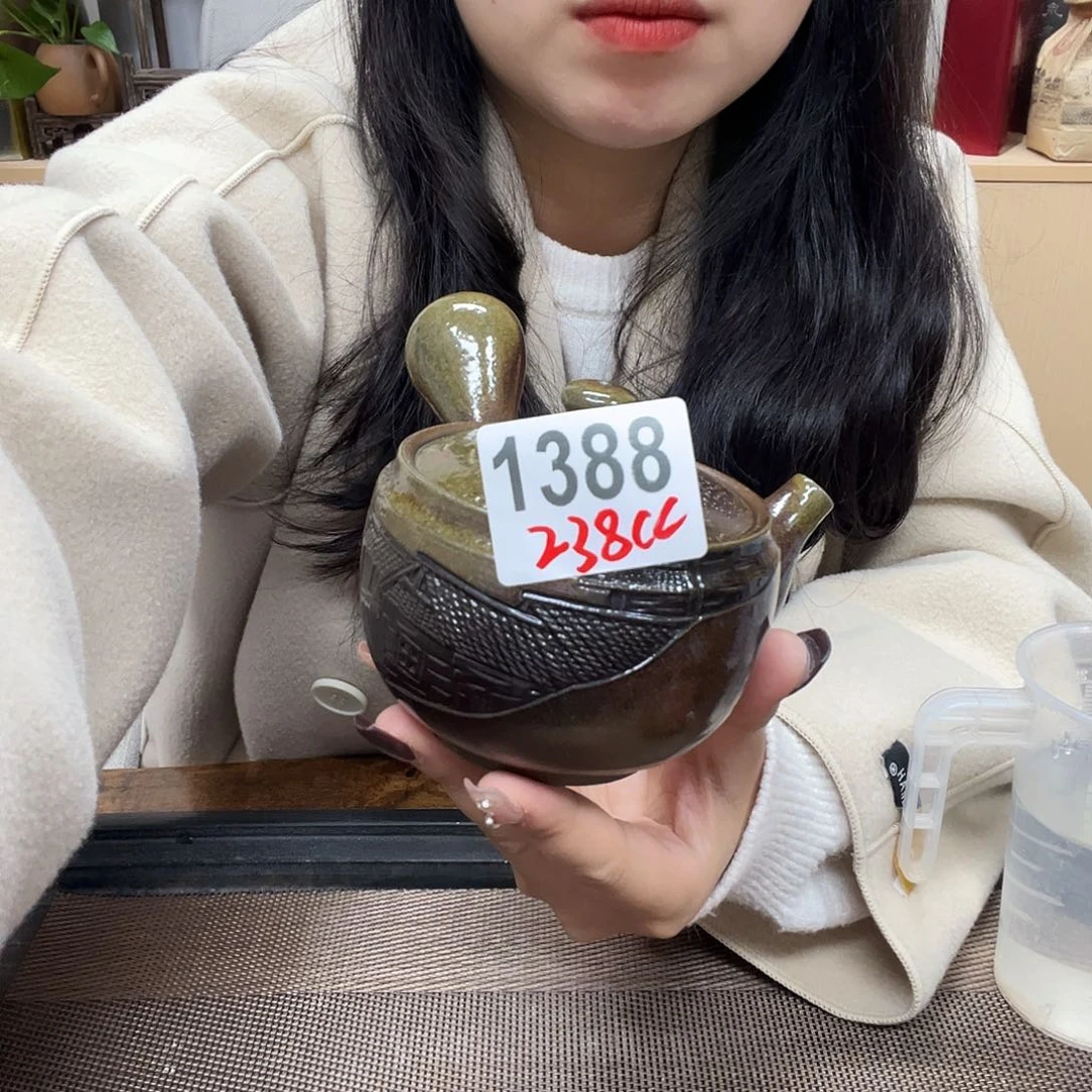 壶喝****?1388老韩坭兴陶 柴烧侧把元宝