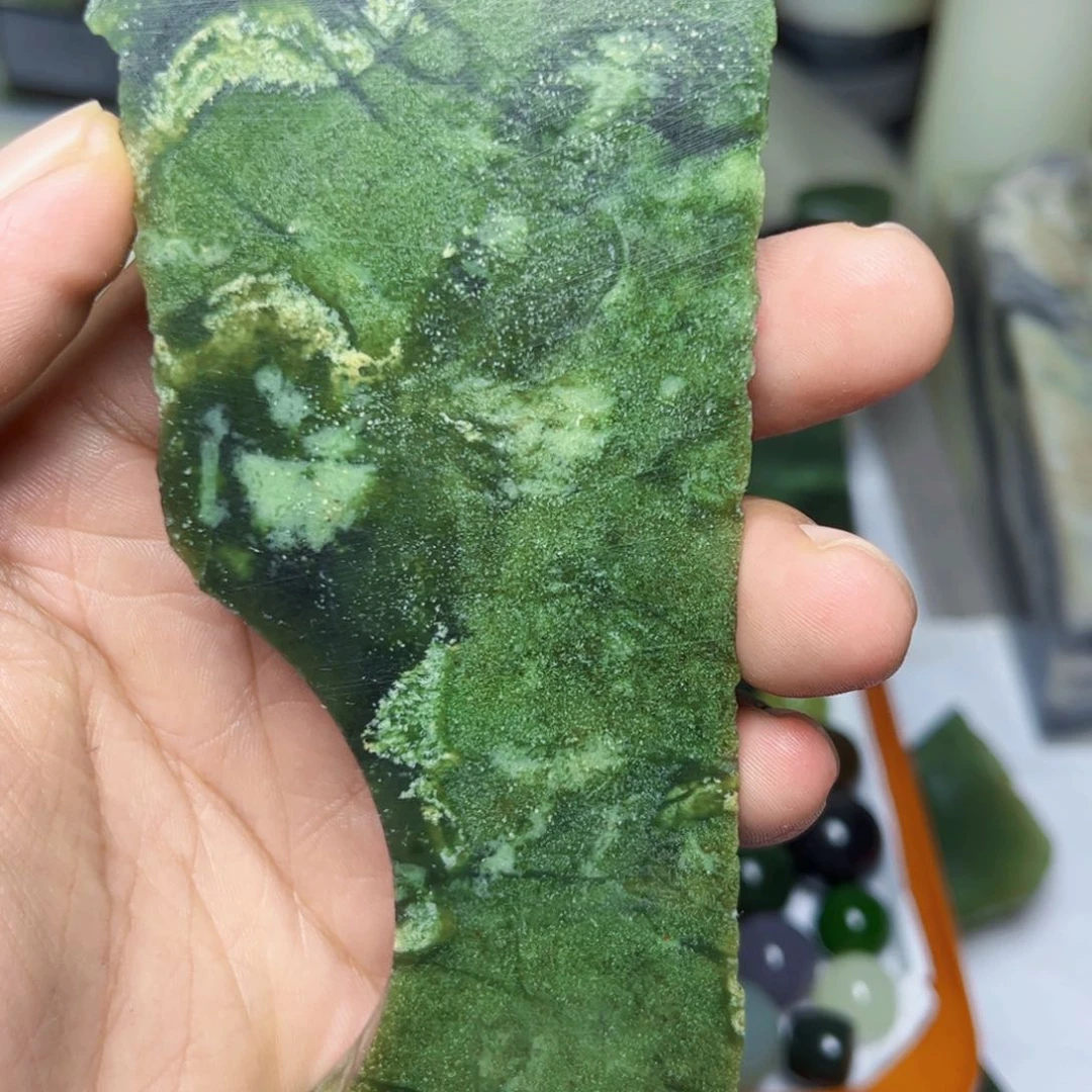 未镶嵌和田玉（碧玉）珠宝半成品