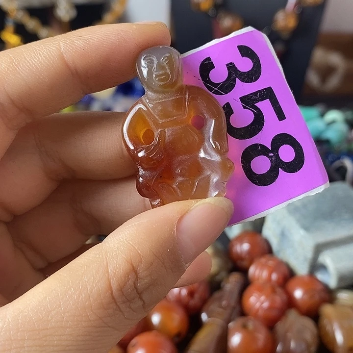 玛瑙/玉髓颈饰未镶嵌