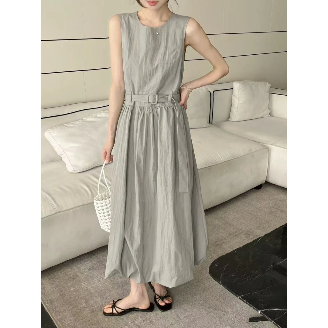 DS52086回味依衣高级感时尚设计师收腰无袖连衣裙