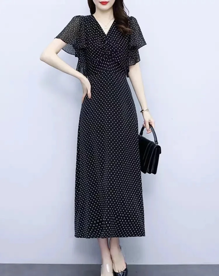 2073连衣裙碎花显瘦时尚夏季小个子法式收腰气质