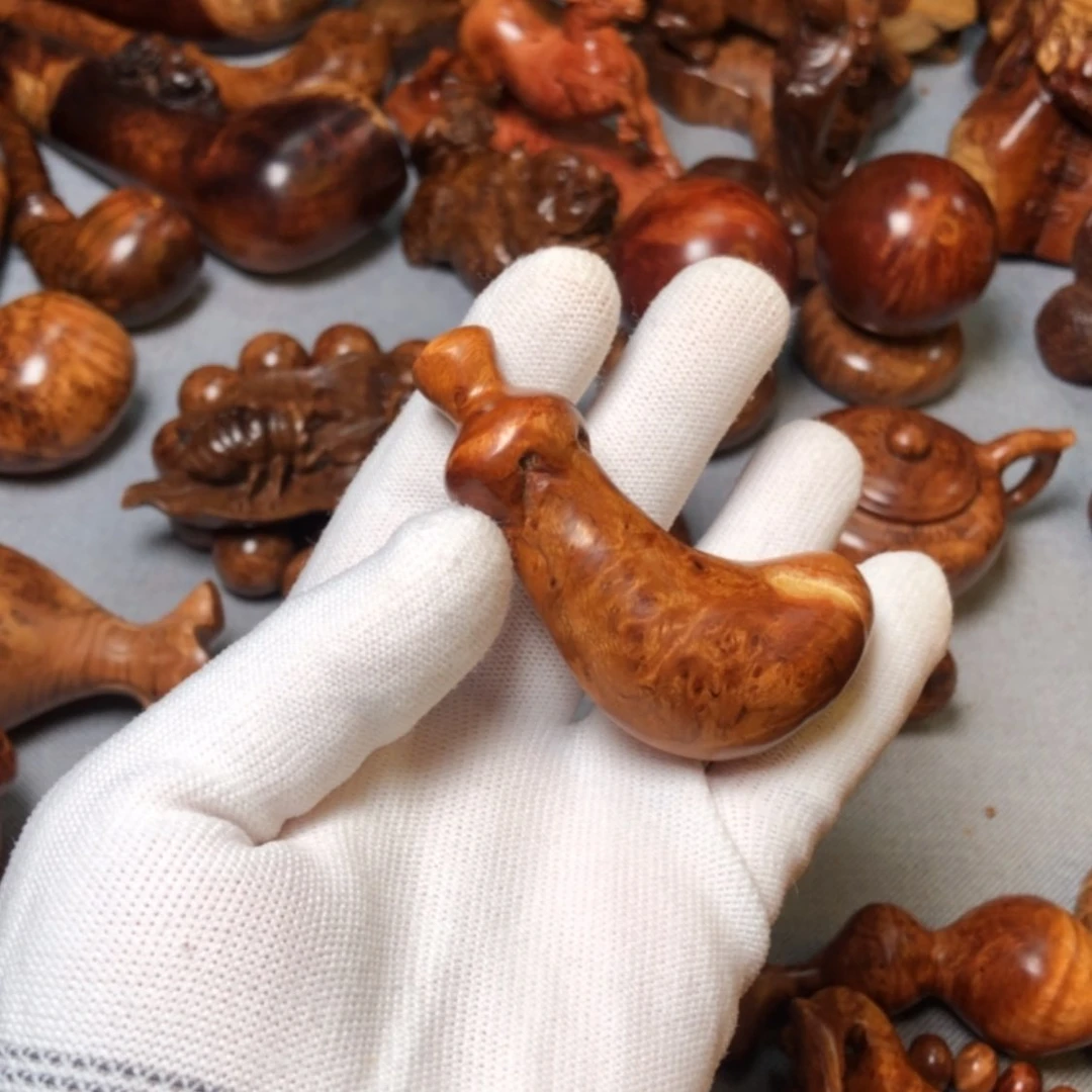 【闪购商品】木麻梨疙瘩火琉璃手把件