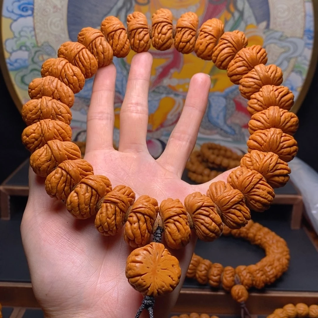 手串桃核V****所龙纹桃核麒麟