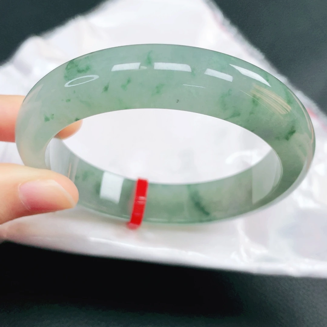 翡翠未镶嵌手镯59圈