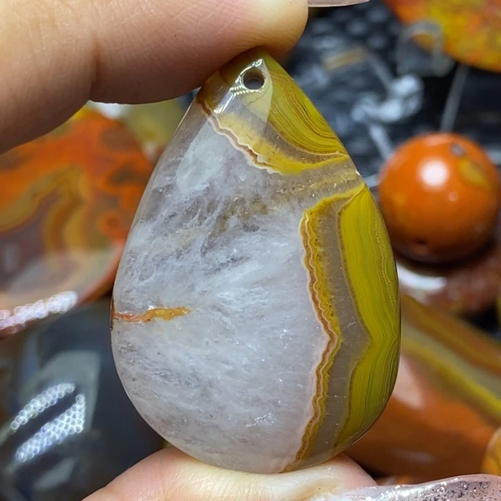 玛瑙/玉髓颈饰未镶嵌