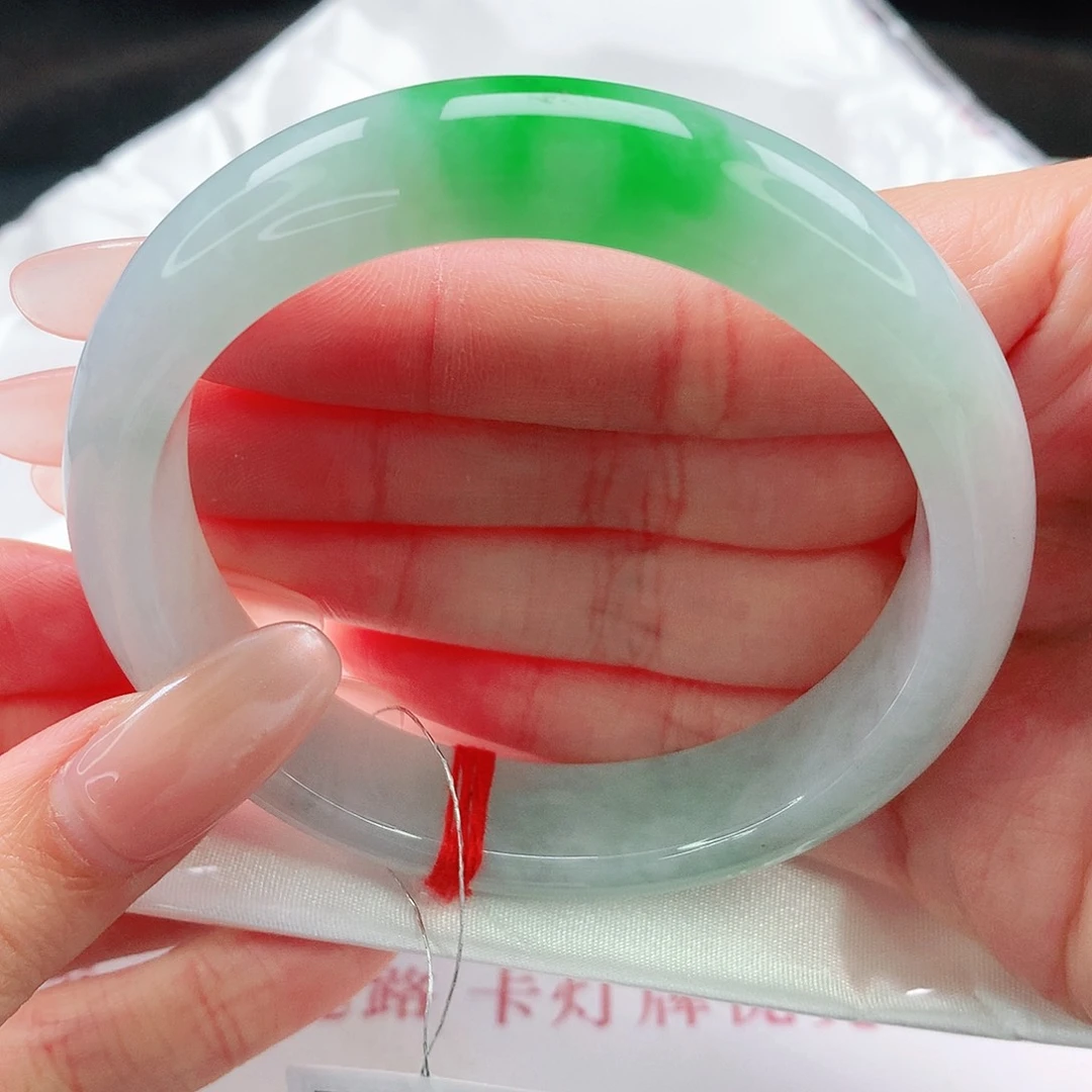 未镶嵌手镯翡翠57圈（高货微瑕漏）