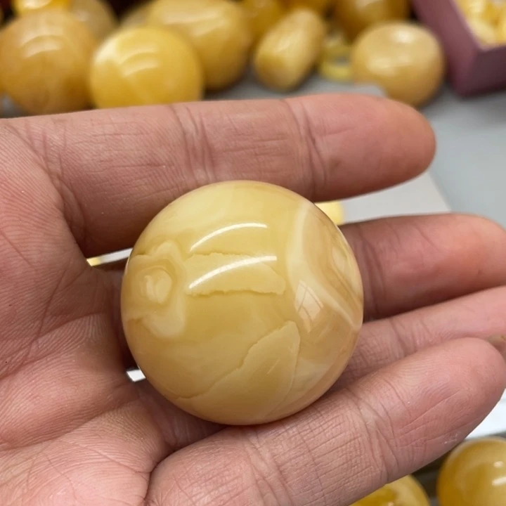 琥珀裸石未镶嵌蜜蜡圆珠