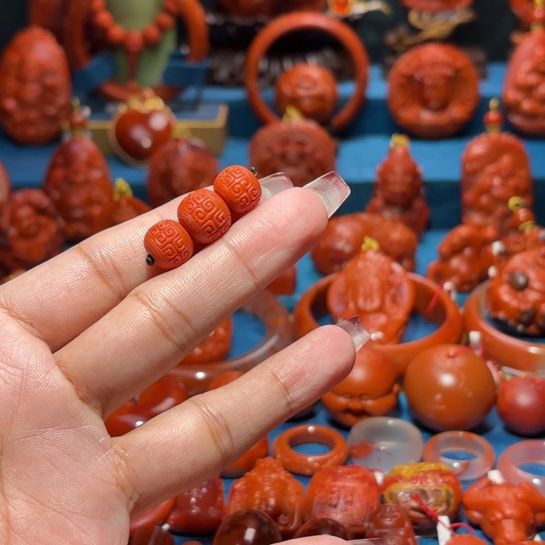 未镶嵌雕刻南红玛瑙