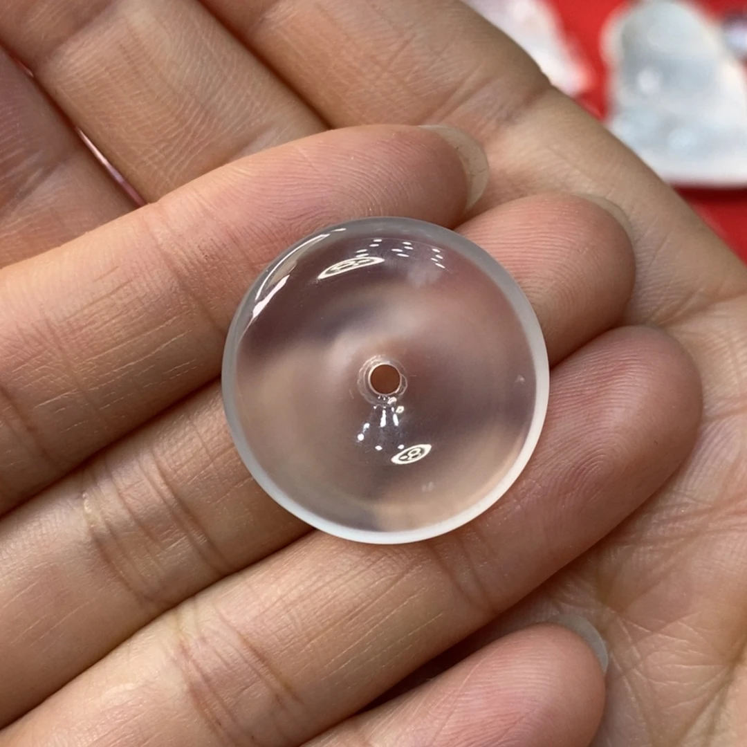 石英质玉未镶嵌吊坠