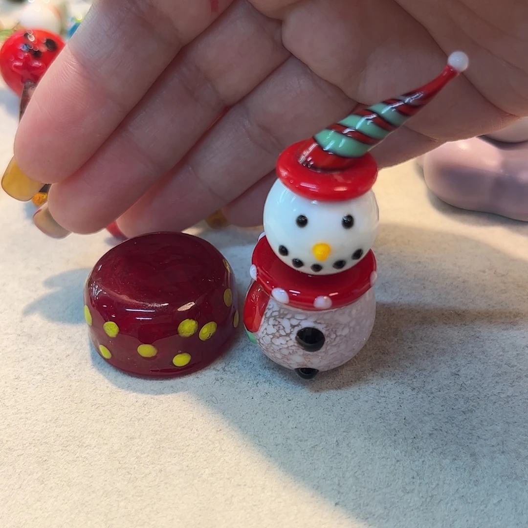 小***只琉璃手工艺品旋转