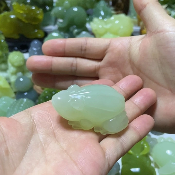 【闪购商品】未镶嵌蛇纹石玉把件嘟*嘟