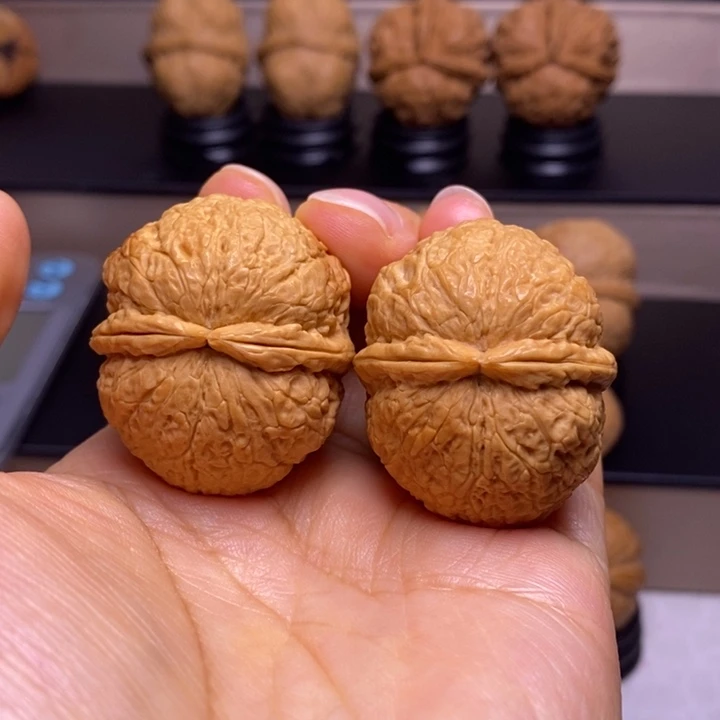 文玩核桃把件擂鼓双筋锤18