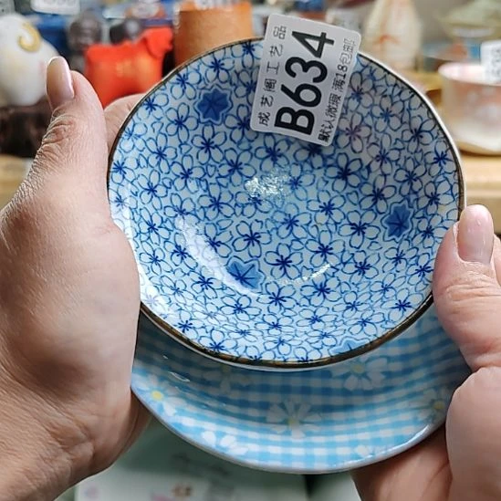 春***里瓷片634瓷片瓷片瓷片