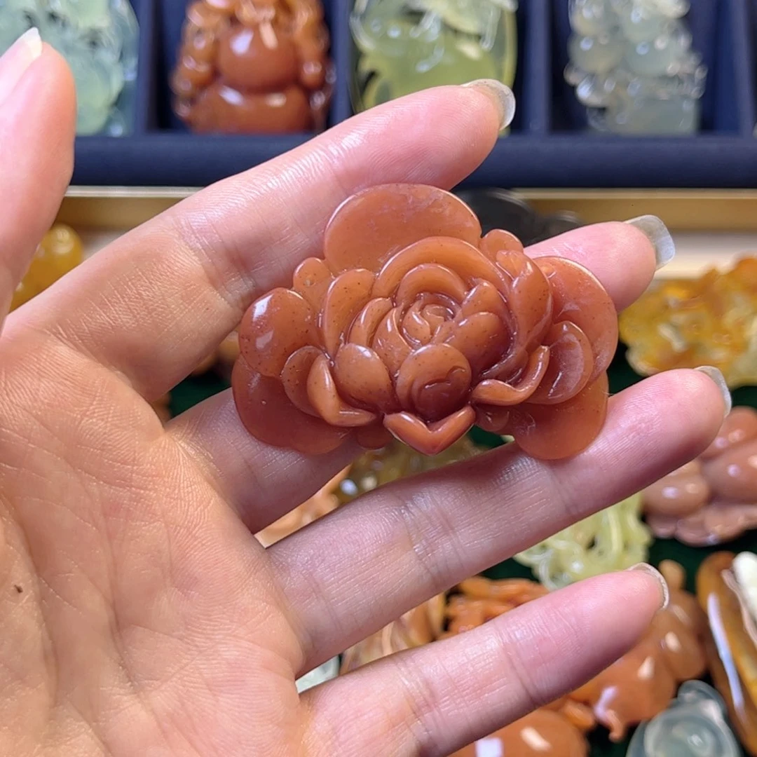 庚***橘蛇纹石玉未镶嵌颈饰