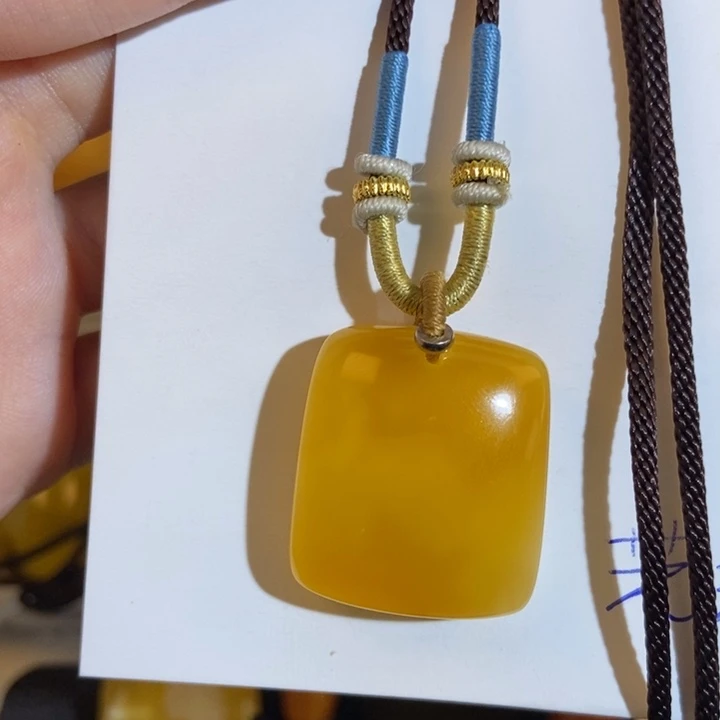 定制琥珀未镶嵌琥珀蜜蜡