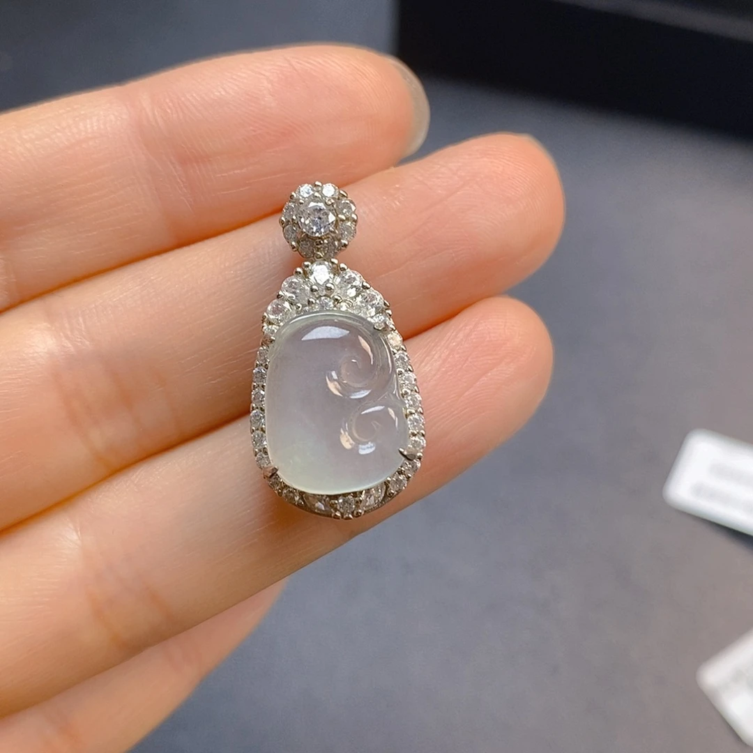 翡翠银S925镶嵌颈饰